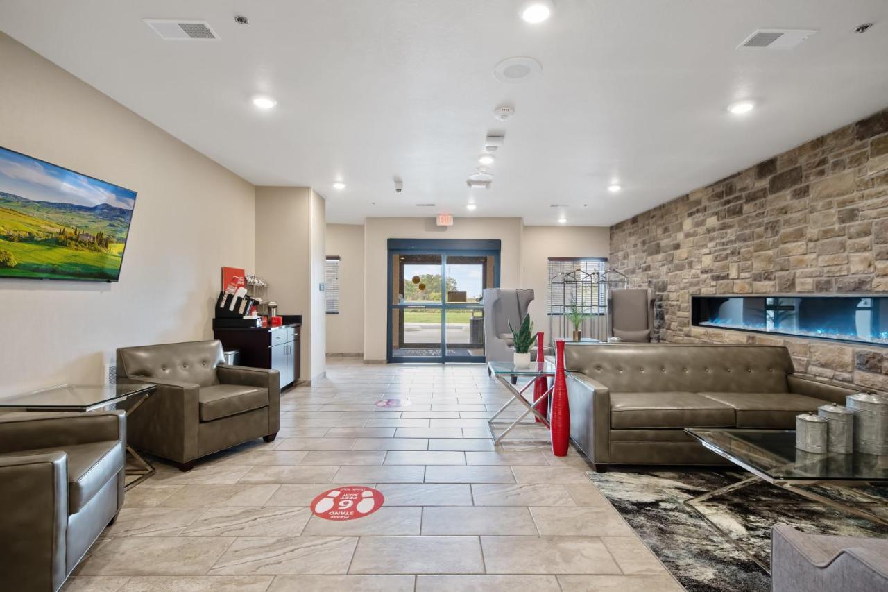 Cobblestone Hotel&Suites - Austin Esterno foto