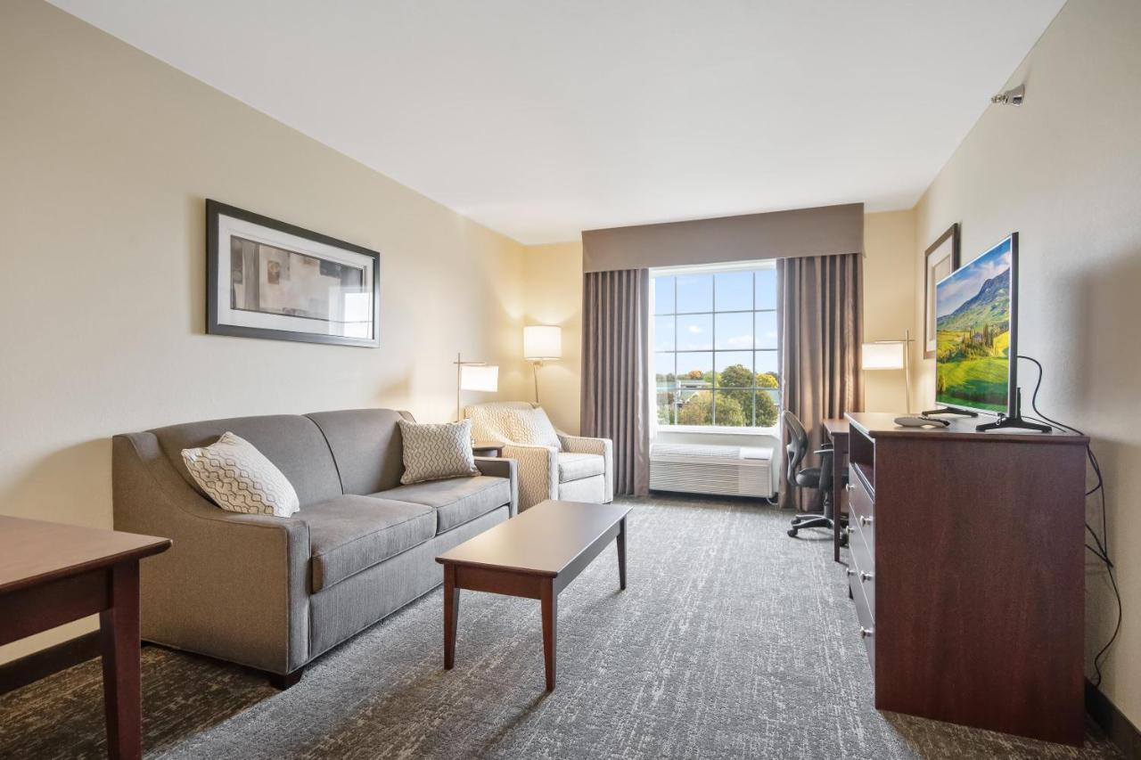 Cobblestone Hotel&Suites - Austin Esterno foto
