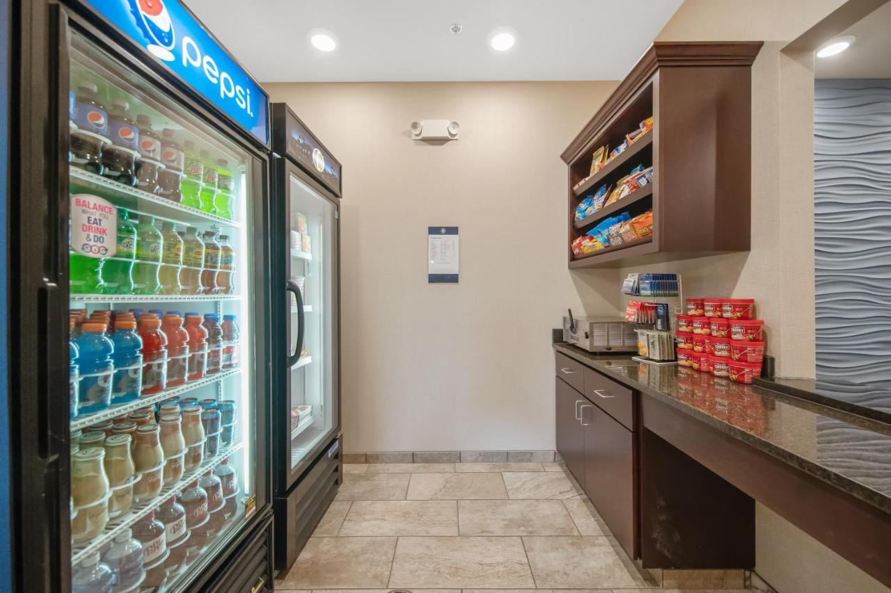 Cobblestone Hotel&Suites - Austin Esterno foto