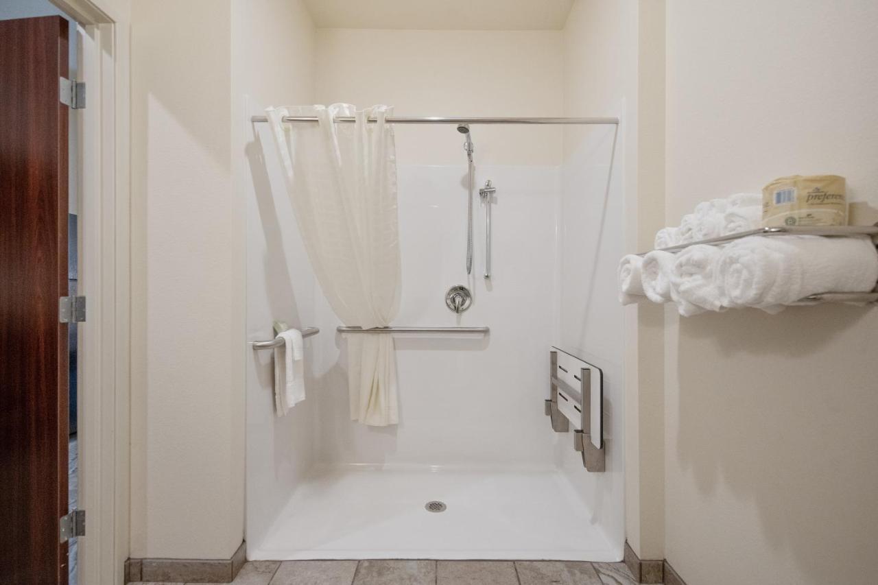 Cobblestone Hotel&Suites - Austin Esterno foto